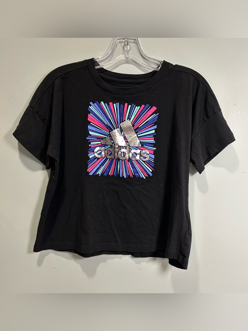 adidas Black Cropped Graphic Tee Girl’s Size L/14